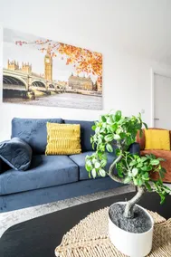 Skyline Views & Stylish 2Bed, 2Bath Retreat - Image 5