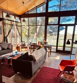 Katoomba Cottage | Views • Fireplace • Walk - Image 2