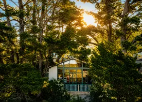 Katoomba Cottage | Views • Fireplace • Walk - Image 5