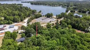 Wooded Mid‑Century Escape w Fire Pit & Lake Access - Image 2