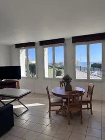Cocon Côte Bleue – 1-min walk to the beach – Air conditioning – Parking - Image 4