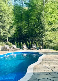 Hocking Hills Luxury Lodge- Sleeps 22 - Image 2