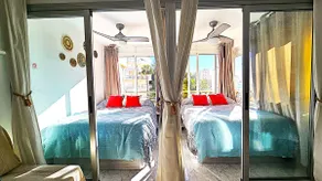City View Apartment - Pool - A/A - 5 mins Beach - Image 3