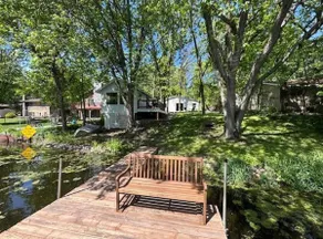 Briggs Bungalow Lake Retreat + Boat House + Sauna! - Image 5