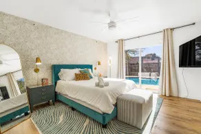 Cute 4BR + Gorgeous Pool | The Domain | EV Charger - Image 3