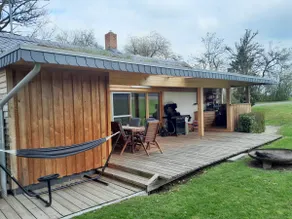 Hunting lodge in the countryside - Image 4