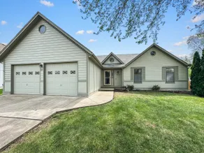 Entire Ranch House | Near I-35 & Dining | Sleeps 8 - Image 5