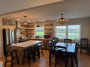 Hopkins Farm Guesthouse - Image 5