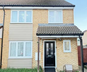 Modern 3 Bedroom New Built house to rent in Luton - Image 3