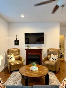 The Townhouse Retreat - Image 3