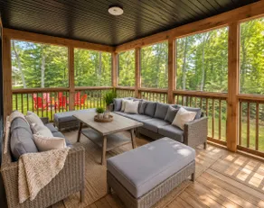 Dream Muskoka Retreat with Hot Tub, BBQ, Fire Pit and Theatre Room - Image 5