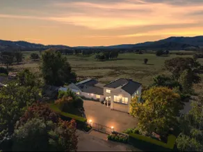 Luxe Buffalo River Retreat - Heated Pool, Spa - Image 2