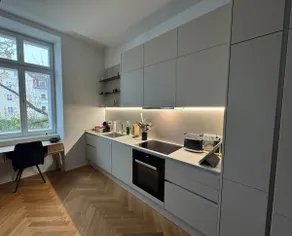 Modern Designer Apartment in Wels - Image 5
