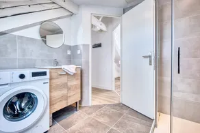 St Front's Nest - Image 4