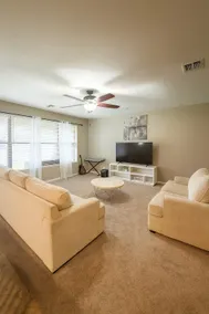 West Valley Oasis | Near Golf & Shops - Image 3