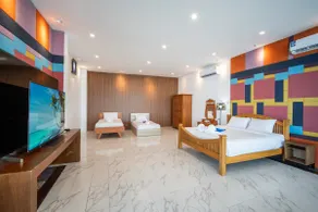 6-Bedroom Villa | Stunning Panoramic Ocean Views - Image 2
