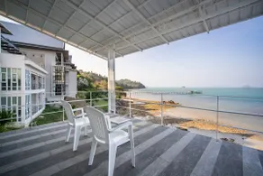 6-Bedroom Villa | Stunning Panoramic Ocean Views - Image 5