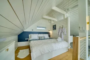 Mahone Bay Ocean Retreat - Image 4