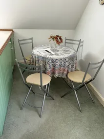 A tranquil 2 bed apartment by Alice Holt forest - Image 3