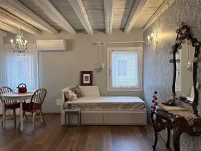 Fabulous Christmas-themed suite in the center of Chioggia - Image 3