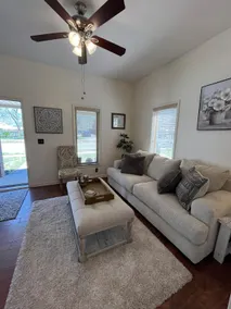 LS Bungalow in downtown Lee's Summit - Image 2