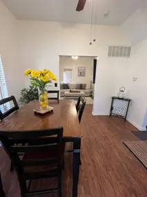 LS Bungalow in downtown Lee's Summit - Image 5