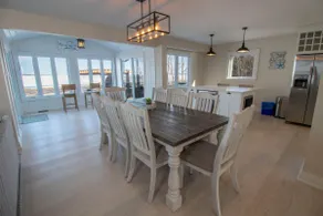Luxury 4BR Lakefront Cottage W/ Sauna & Dock! - Image 4