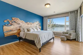 Lakeside Leisure * HotTub *Golf Course * Sleeps 10 - Image 3