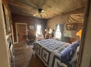 Miss Aubrey's - Image 5