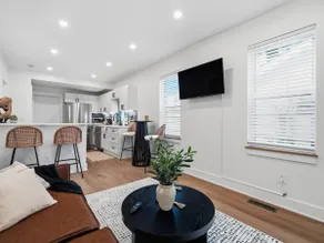 RARE Stay Haven Collection in Ohio City - Image 2