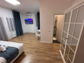 Stadium Side Rooms - Image 4