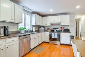 Cape Cod Retreat | 1 Mi to Beach | Sleeps 13 - Image 3
