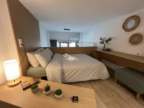 2-Level Loft | Center | Foodies | 788Mpbs - Image 2