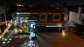 6-Bedroom House In Las Vegas, Pool And Spa - EV - Image 4