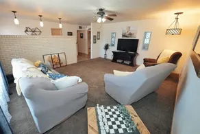 Homebody Hideout ~A cozy retro ranch house~ - Image 3