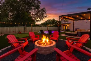 Luxury Oasis | Heated Pool | Fire Pit | Mini Golf - Image 4