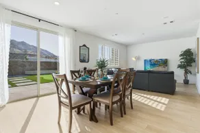 Spacious 6BR/3BA Home with 10 Beds/Near UCR/3 TVs - Image 4