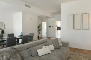 Prestige Apartment With Sauna And Free Parking - M4 - Image 2