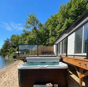 View Spa and St-Lawrence River - The DG Chalet - Image 2