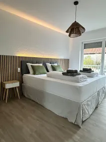 Spacious 3-room apartment with workstation - Image 2