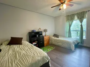 Private Peaceful on 5-Acre 2BR Home, Near HWY 401 - Image 4
