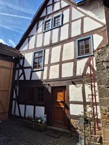 Well House in a Historic Courtyard - Image 2