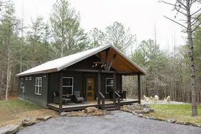 Bedrock cabin in the woods~Modern cabin in Mentone - Image 2