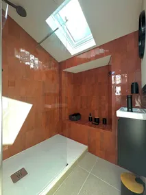 Corte city center • Cozy attic apartment + parking - Image 4