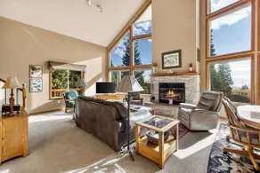 Lakeview Chalet w/ Hot Tub & Central AC - Image 4