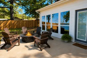 Lakefront Getaway Pet Friendly with Game Room - Image 4