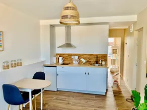 Stylish Apartment with Sea View in Dunkirk - Image 3