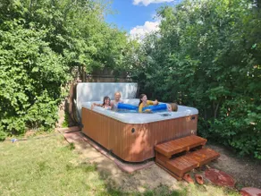 Old Town | Light Rail | Family | Hot Tub | Sauna - Image 2