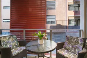 Modern 2BR 3 min to Central Station FREE Parking - Image 5