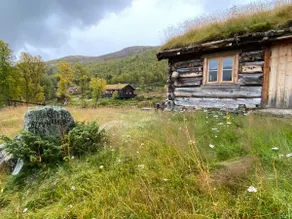 Old restored seter. The living room is from 1726. - Image 2